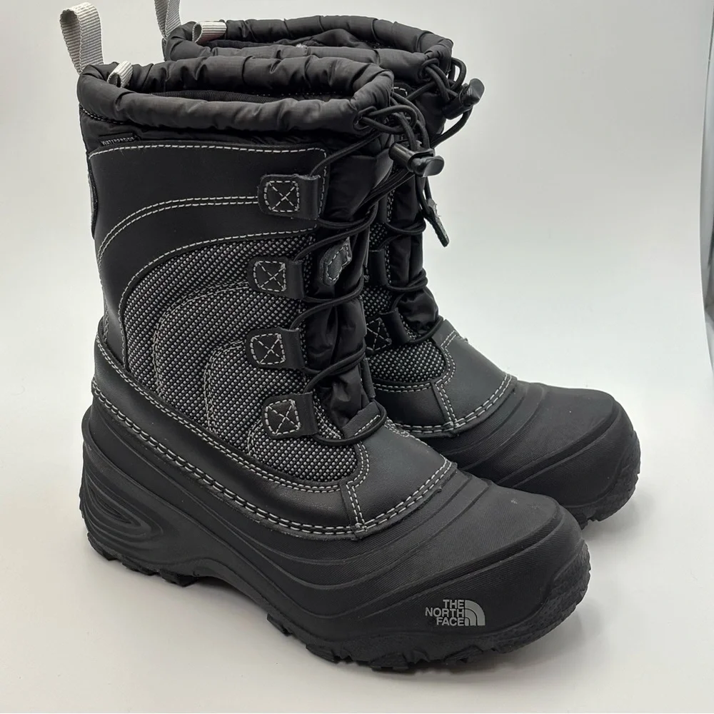 The North Face Alpenglow‎ IV Insulated Waterproof Pac Black Winter Boots Size 2